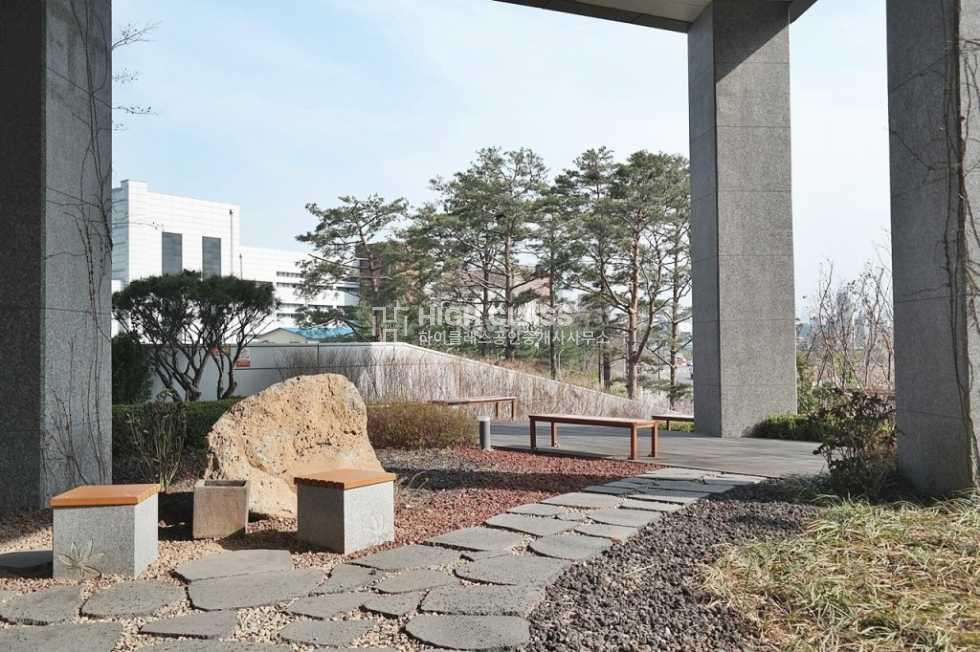 서울 성동구 행당동 103동 서울숲더샵 39평 매매 I 서울숲 한강 조망 I 올수리 매매 매물번호 10097 사진 8