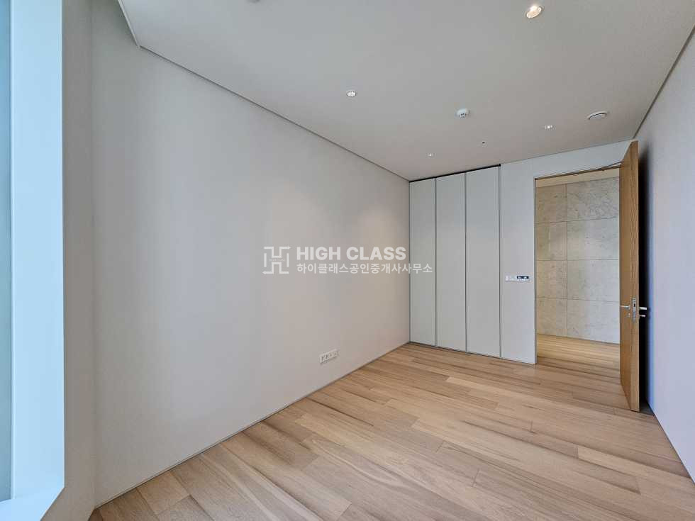 서울 성동구 성수동1가 685-700 A동 아크로서울포레스트 77평 월세 월세 매물번호 10132 사진 15