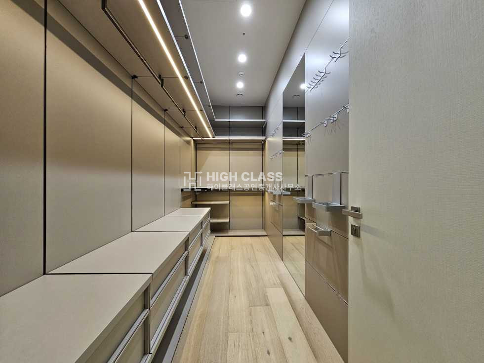 서울 성동구 성수동1가 685-700 A동 아크로서울포레스트 77평 월세 월세 매물번호 10132 사진 49